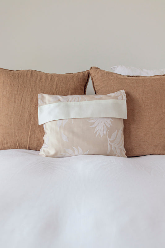 Bolsa de Ropa Camelia Jacinto